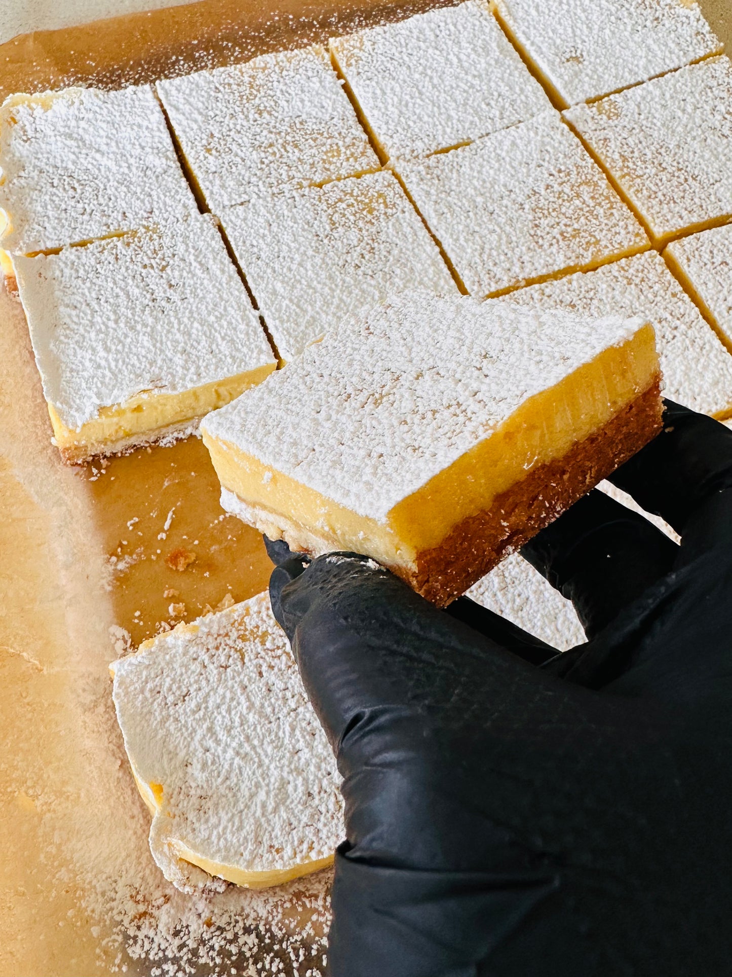 Chef Chrissy Homemade Lemon Bars